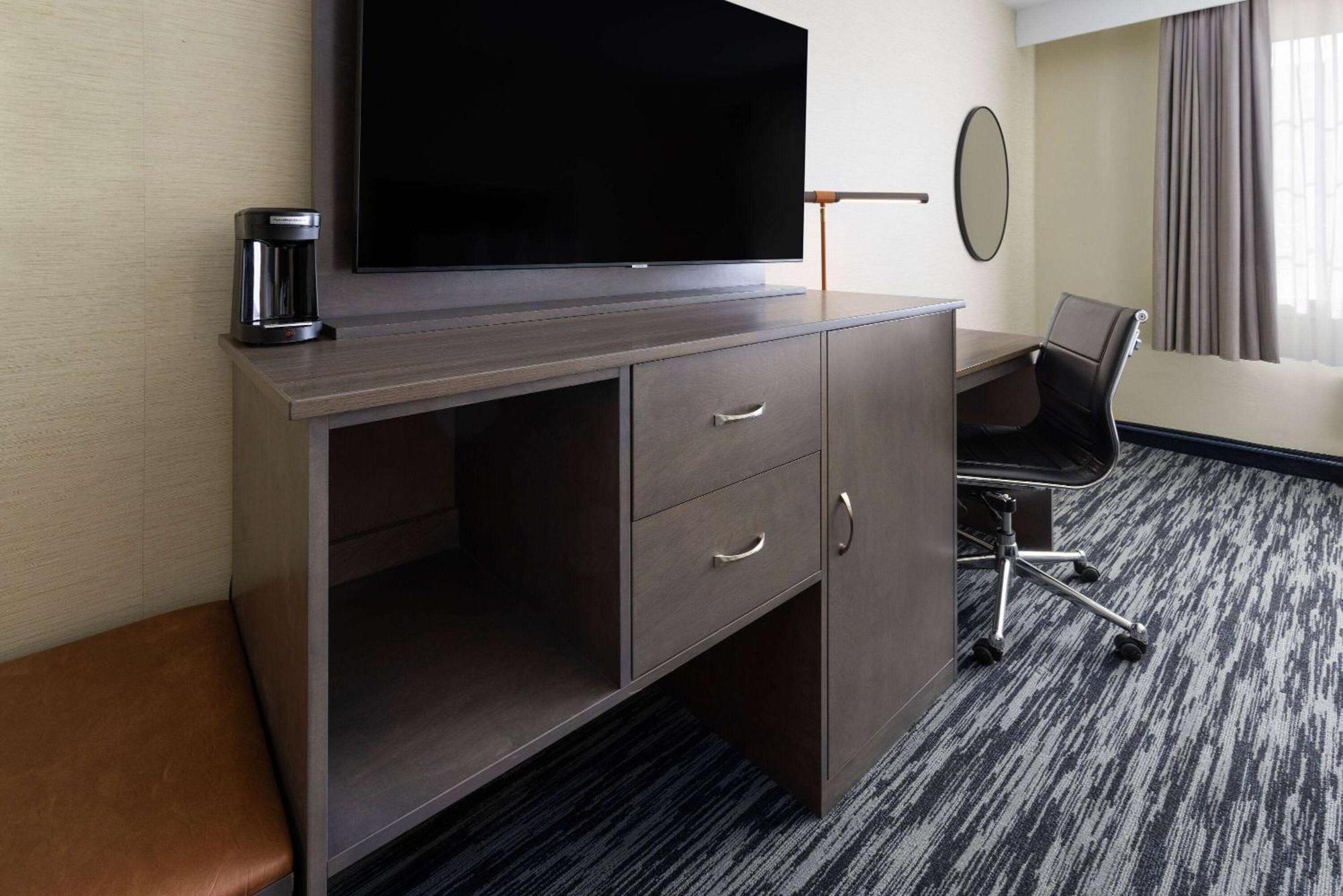 Penn Harris Hotel Harrisburg, Trademark By Wyndham エクステリア 写真