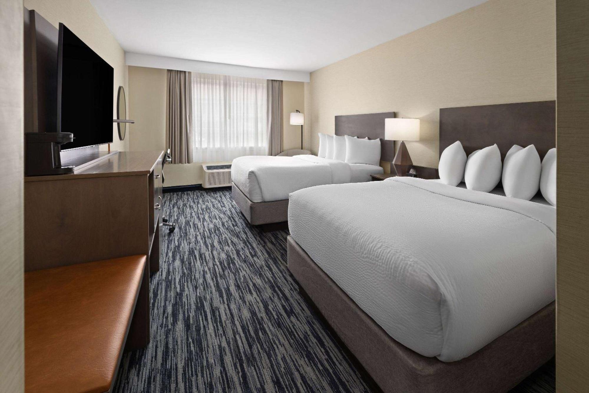 Penn Harris Hotel Harrisburg, Trademark By Wyndham エクステリア 写真