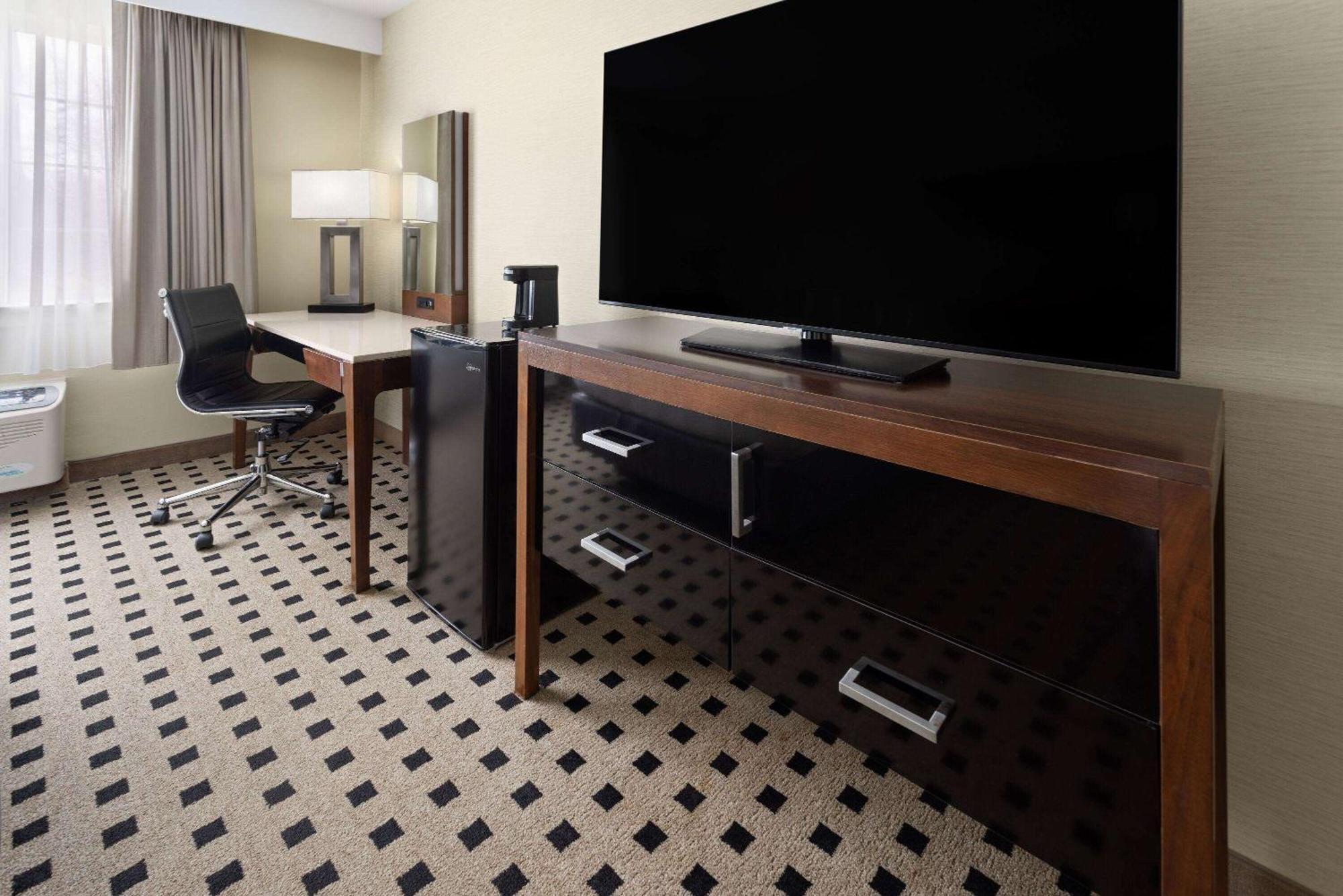 Penn Harris Hotel Harrisburg, Trademark By Wyndham エクステリア 写真